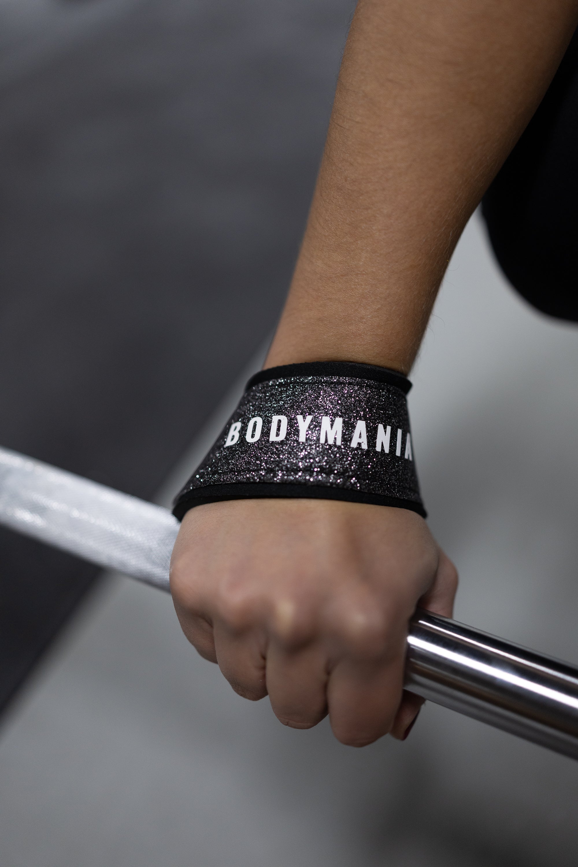Shinny Straps - BODYMANIA BODYMANIA Negro