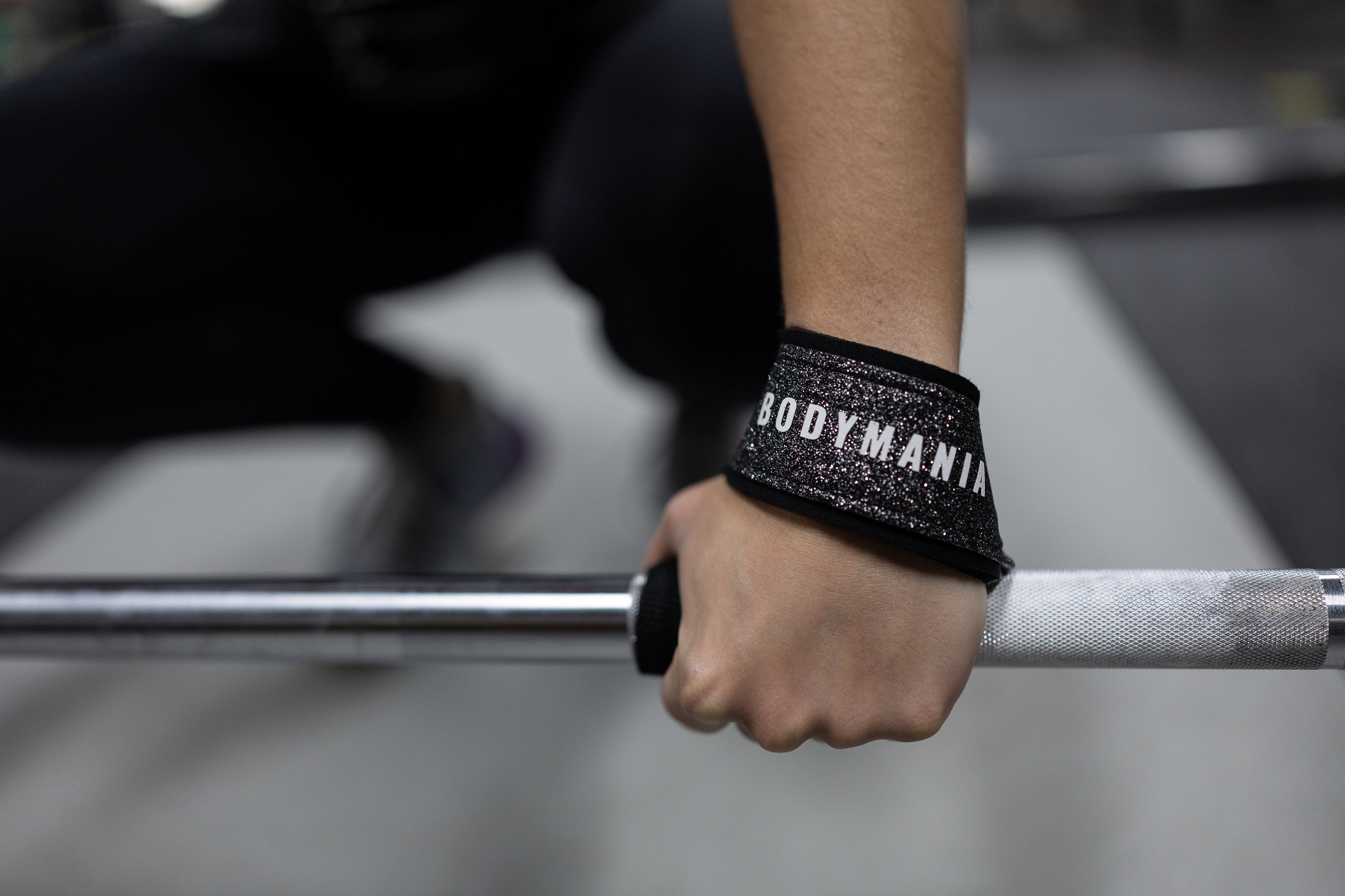 Shinny Straps - BODYMANIA BODYMANIA Negro